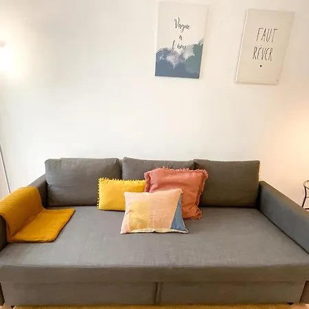 Appartement Lisbon Charming Santos Apartment With Patio Lissabon