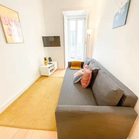 Lisbon Charming Santos Apartment With Patio Appartement Lissabon